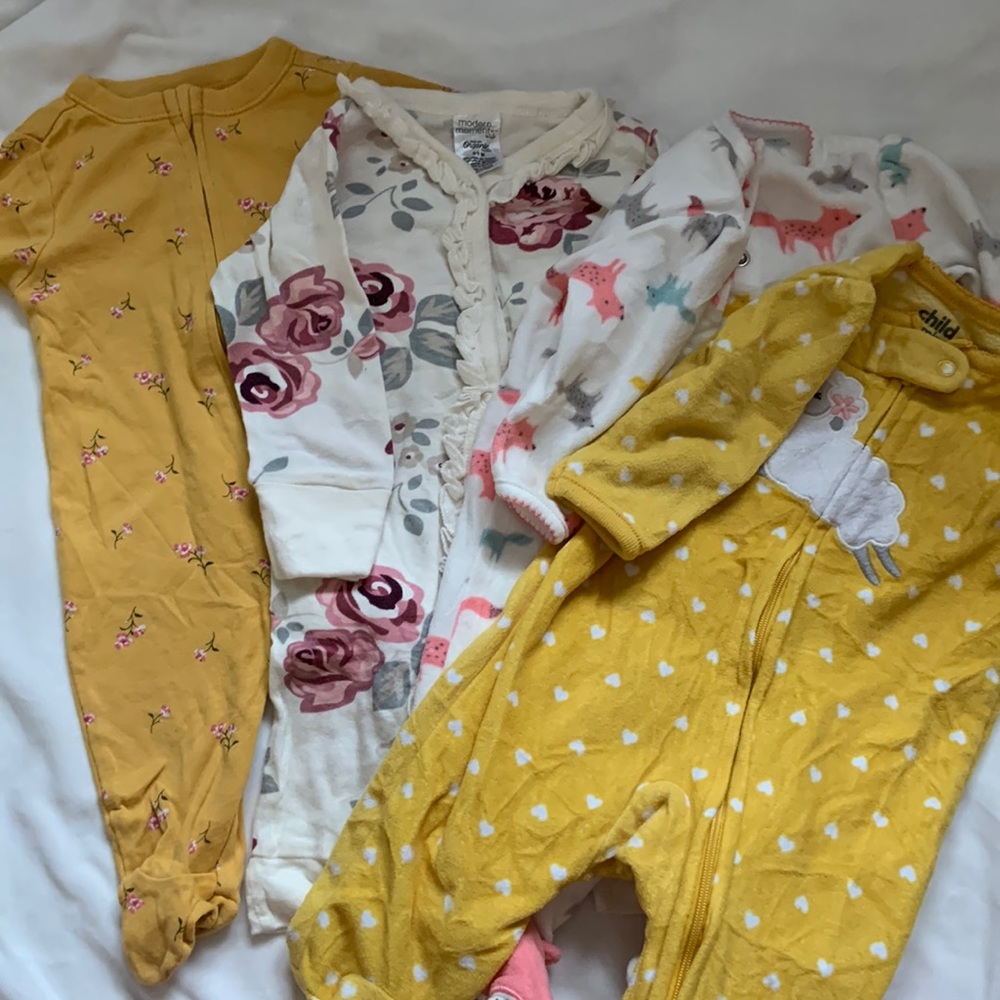 Pajamas bundle for girls flowers and animals